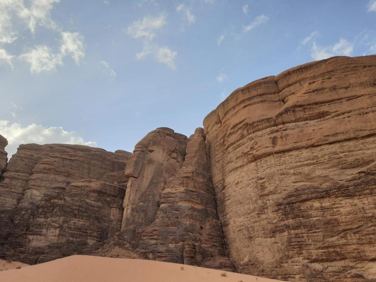 Magic Rum Hussain Wadi Rum Eksteriør billede
