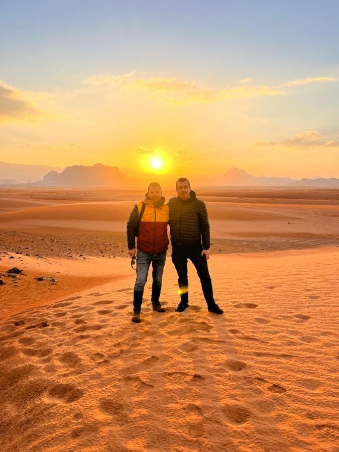 Magic Rum Hussain Wadi Rum Eksteriør billede